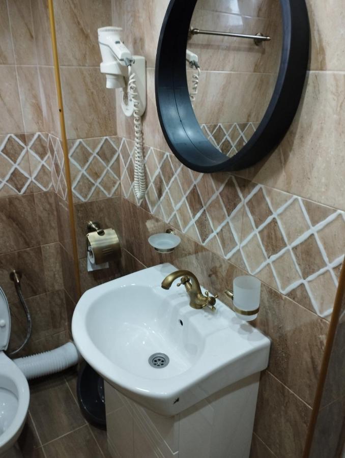 Семейна Къща Лазарови Saparewa Banja Exterior foto